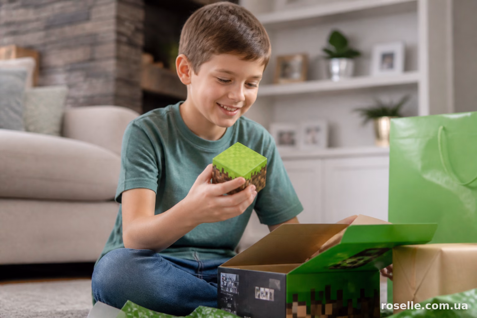 Що подарувати хлопчику на 9 років, який любить Minecraft